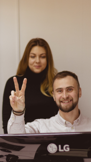 about ecommercespacesrl.fun.company